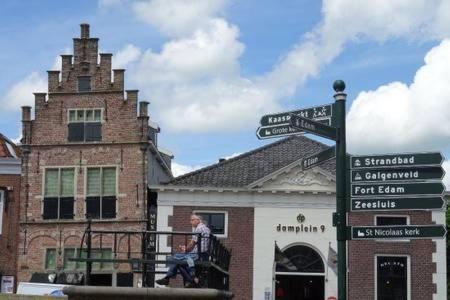 Family Home Edam Exteriör bild